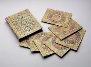Un ensemble de tranchoirs et leur boîte, milieu du 16ème siècle - English School