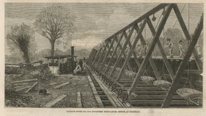 Monte-charge sur le grand égout de niveau sud à Peckham