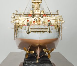 Modèle de constructeur du cuirassé japonais "Hatsuse", c.1890-99 - English School