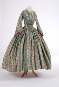 Robe de jour, années 1840 - English School