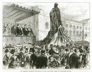 Disraeli dévoilant la statue du défunt Lord Derby à Parliament Square, Westminster - English School