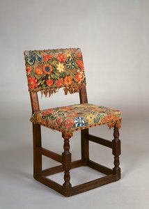 Chaise anglaise (bois de hêtre et travail de Turquie)