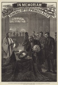 Funérailles de la princesse Alice, le prince de Galles et le prince Léopold plaçant des couronnes sur le cercueil dans le mausolée familial à Rosenhohe (gravure) - English School