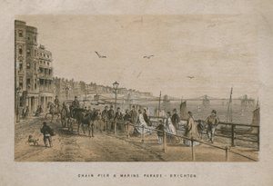 Vue générale de la jetée à chaînes et de la Marine Parade à Brighton - English School