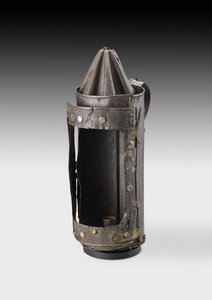 Lanterne de Guy Fawkes, de la collection Tradescant, vers 1605