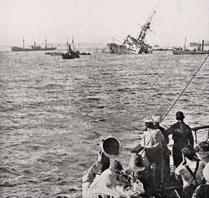 Le naufrage du HMS Majestic, 27 mai 1915, de 