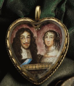 Pendentif commémoratif en forme de cœur de Charles II
