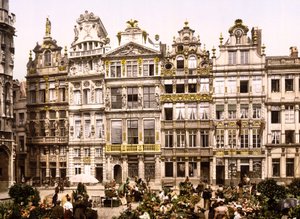 Les Vieilles Maisons de la Grand-Place, Bruxelles - English School