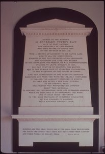 Mémorial à Annesley Voysey - English School
