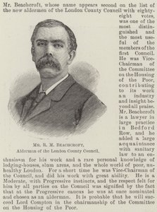 M. R M Beachcroft, échevin du conseil du comté de Londres - English School