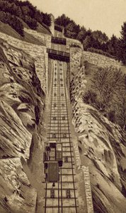 North Devon: Cliff Railway, Lynmouth à Lynton - English School