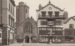 Vieilles Maisons dans la Cour de la Cathédrale
