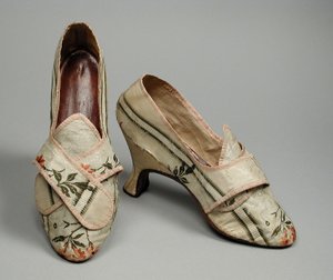 Paire de chaussures de femme, c.1780 - English School