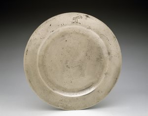Assiette, vers 1750
