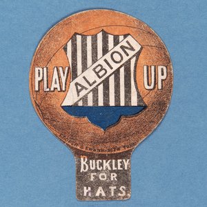 Jouez Albion, carte Baines en forme de ballon de football, 1888-89 - English School