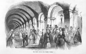 La Fancy Fair dans le tunnel de la Tamise