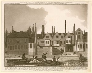 La façade des bâtiments du côté est de New Palace Yard - English School