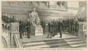 Dévoilement de la statue du défunt Charles Darwin au Musée d