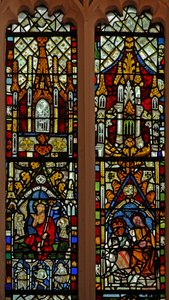Fenêtre Ew représentant la Résurrection; le Couronnement de la Vierge - English School