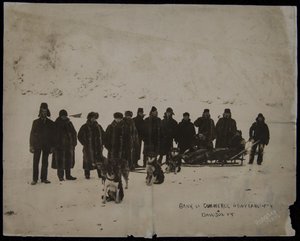 Fête du Nouvel An de la Banque Canadienne de Commerce, Dawson, Y.T., photographe, Hegg & Co., non datée (photo n/b)