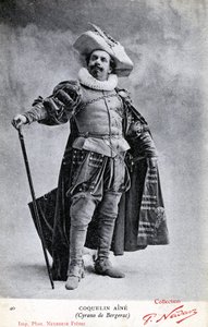 Constant Coquelin alias Coquelin aîné (1841 - 1909) en costume de Cyrano de Bergerac - Etienne Neurdein