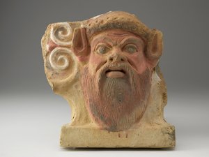 Antéfixe en forme de tête de satyre, milieu du 5e siècle