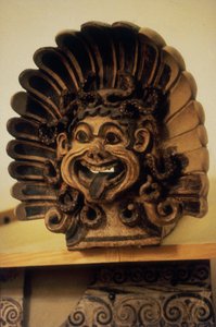 Antéfixe en forme de tête de Gorgone - Etruscan