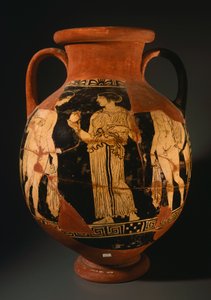 Pelike par le peintre Sommavilla avec une fille présentant une grenade - Etruscan