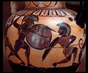 Amphore en terre cuite avec représentation d