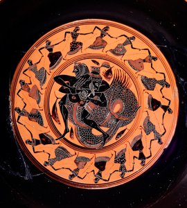 Kylix en terre cuite représentant Hercule combattant Triton, entouré de dix-sept Néréides dansantes, VIe siècle av. J.-C.
