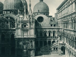 Cour du Palais des Doges, Venise, Italie - Eugen Poppel