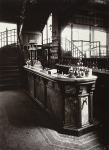 Bar-cabaret - Eugène Atget