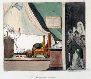 Plaisir nocturne. Les enfants ont peur de faire peur à une personne lisant au lit