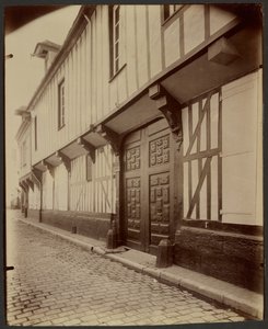 Beauvais, Maison, 27 Rue Pantaléon. - Eugène Atget
