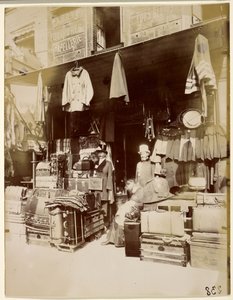 Rue du Petit Thouars [sic] - Eugène Atget