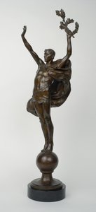 Victoire - Evelyn Beatrice Longman