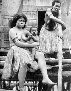Une mère et son enfant, Papouasie-Nouvelle-Guinée, 1936 - Ewing Galloway