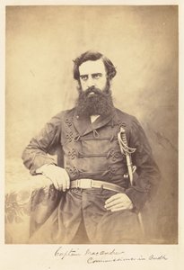 [Capitaine MacAndrew, commissaire à Oudh] - Felice Beato