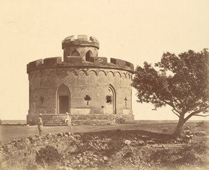 Batterie du mât de drapeau