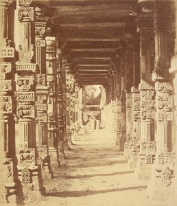 Intérieur du temple hindou de Cootub, Delhi