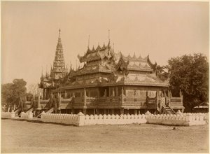 Le Nan-U Human-Se, Shwe-Kyaung dans le palais de Mandalay, Birmanie, fin du XIXe siècle - Felice Beato