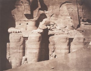 Abo-Sembil, Grand Spéos, statues colossales vues de face, partie inférieure, 1851-52
