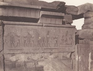 Karnak Thèbes, Palais - Construction de granit - Décoration sculptée..., 1851-52, imprimé en 1853-54