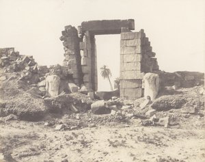 Karnak Thèbes, Premier Pylône - Ruines de la Porte et des Colosses - Félix Teynard