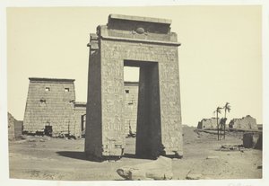 Porte sculptée, Karnac, 1857 - Francis Frith