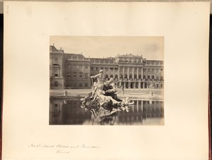 Palais impérial et fontaine, Vienne - Francis Frith