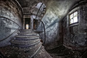 Un escalier en colimaçon abandonné