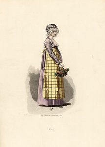 Femme en robe couleur pensée avec tablier couleur paille