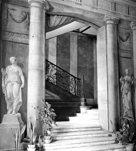 Le Vestibule de la Folie St. James, Neuilly-sur-Seine - Francois Joseph Belanger