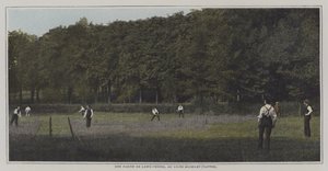 Partie de tennis sur gazon au Lycée Michelet, Vanves, Paris - French Photographer
